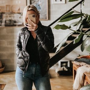 Peak Performance lightweight puffer; black, size xs